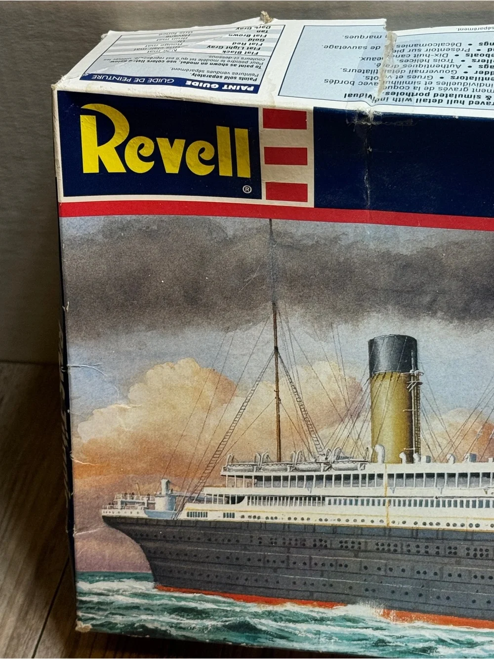 Revell RMS Titanic Famous Ocean Liner 1:570 scale plastic model kit 85-0445